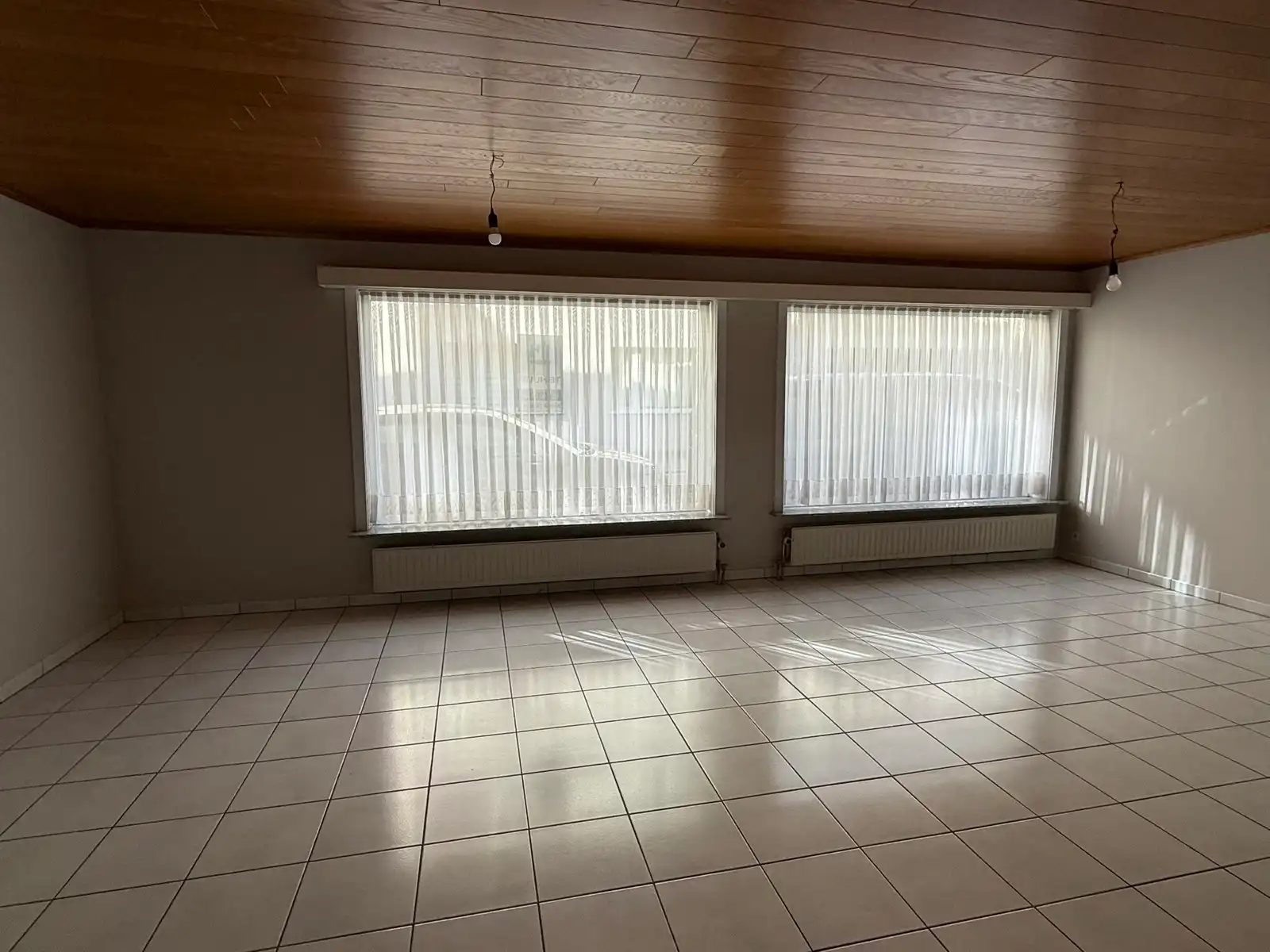 Gelijkvloers tweeslaapkamerappartement met staanplaats foto 5