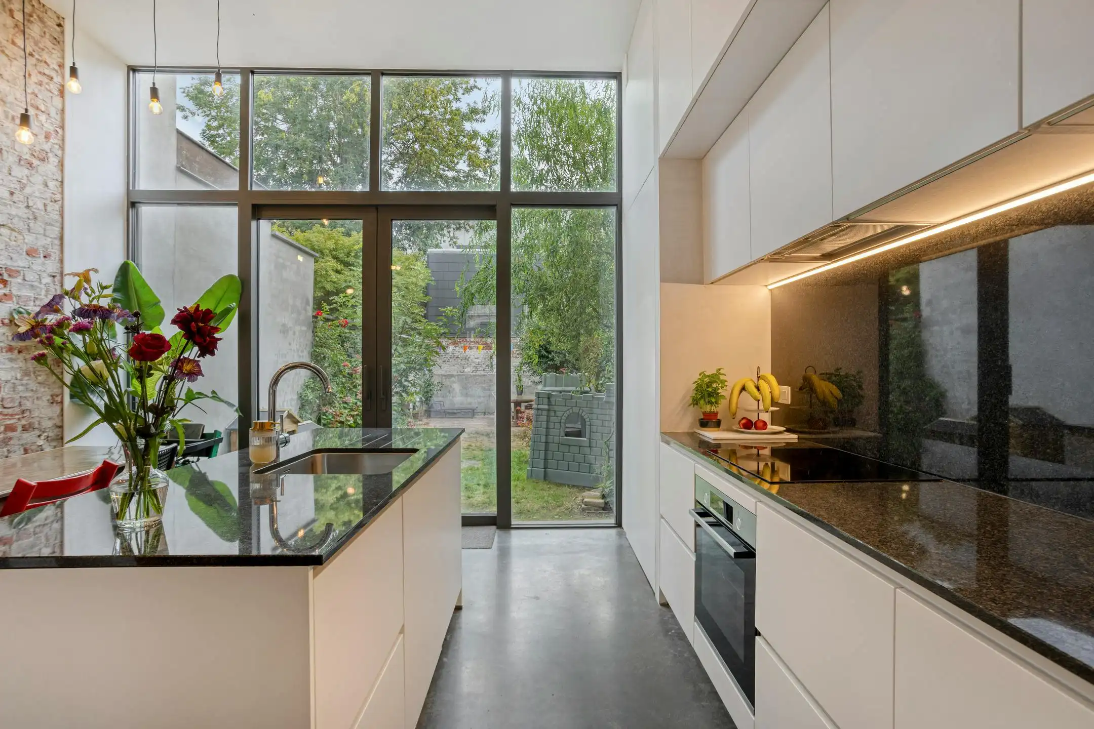 Uniek & karaktervol herenhuis op een toplocatie in Vilvoorde foto 11