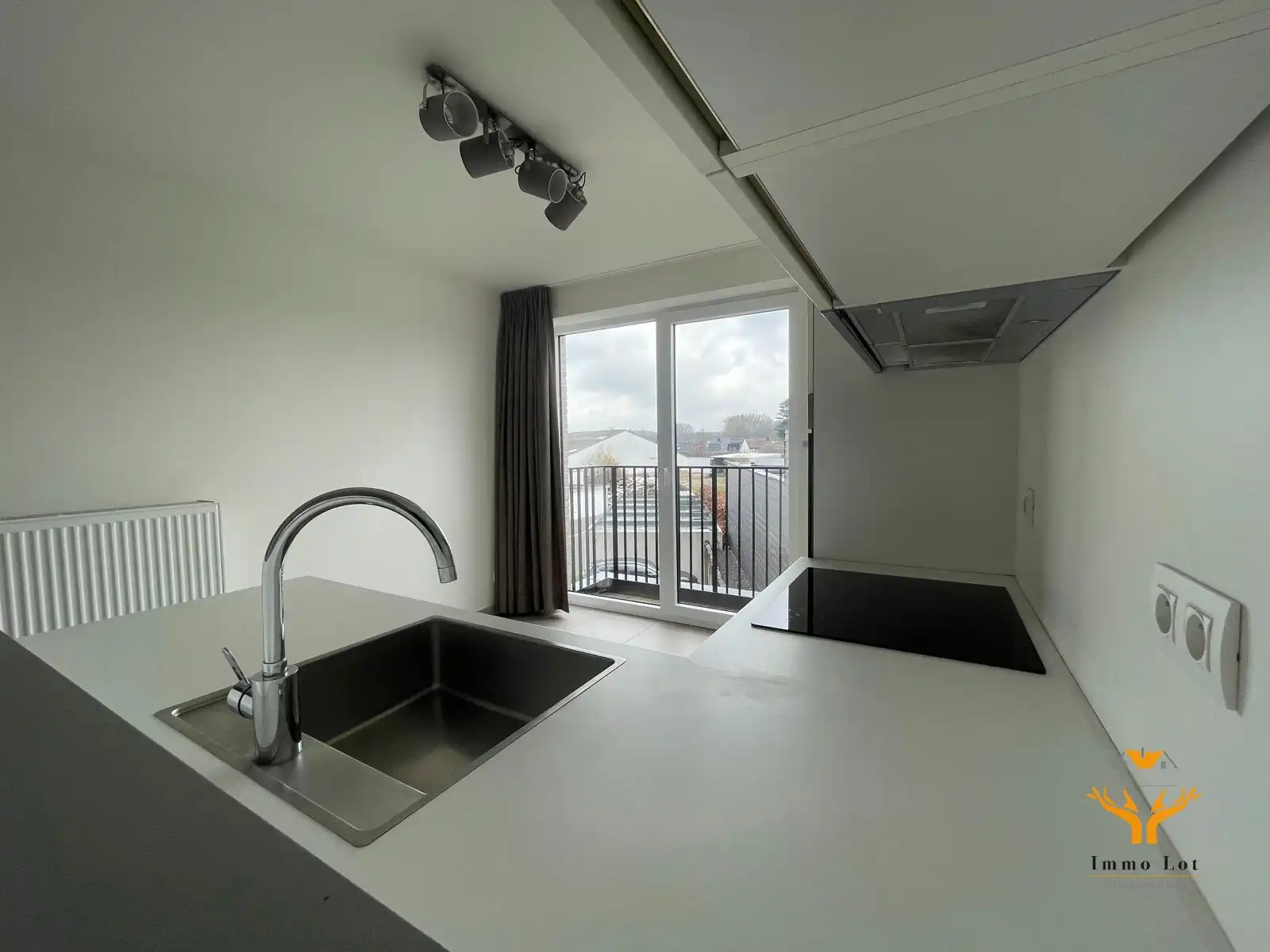 Ruim appartement met 2 slaapkamers foto 8