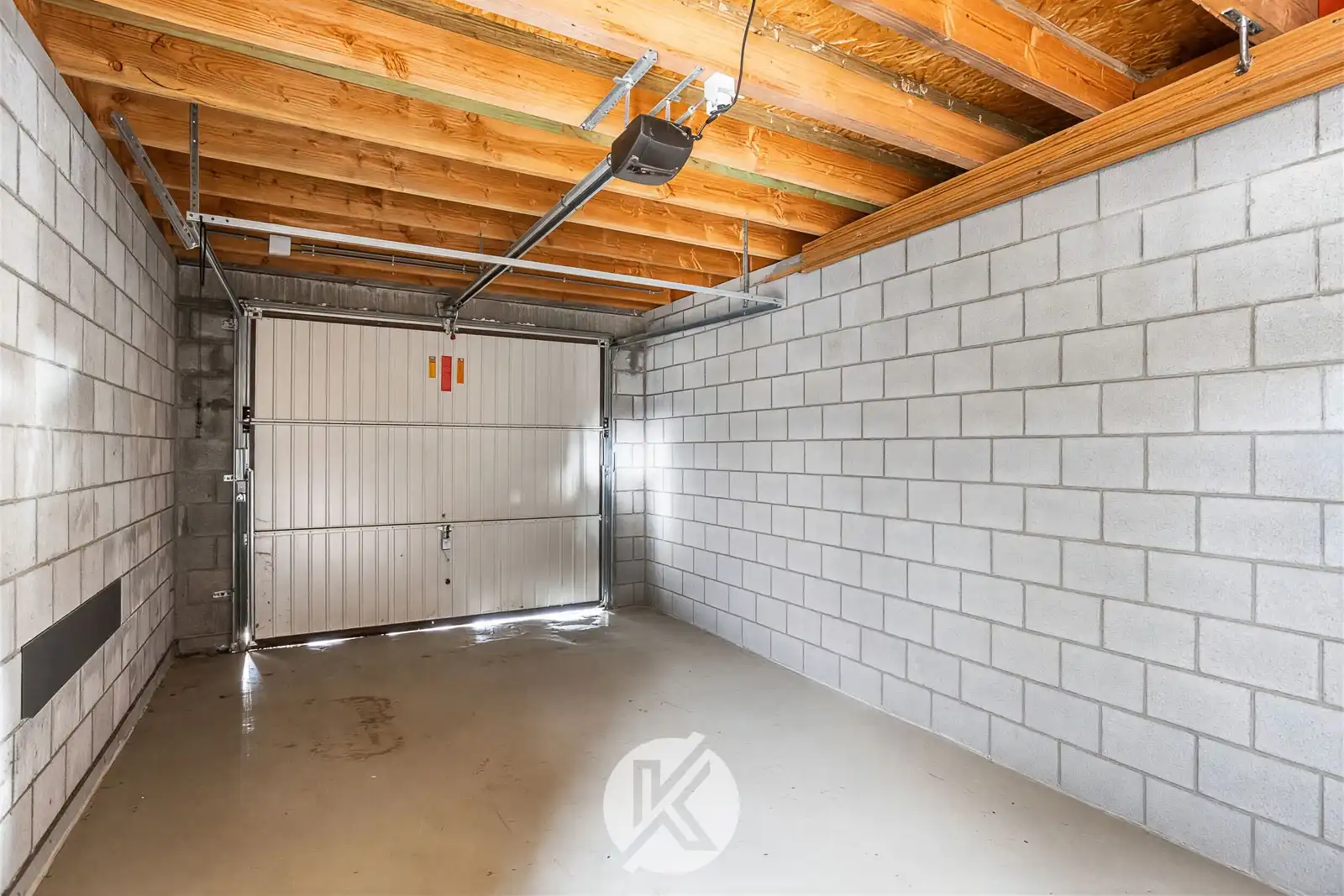 Stijlvol appartement met 2 garages foto 27