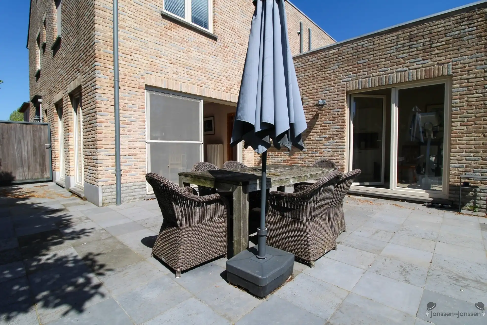 Ruime woning met 3 slpks, tuin en tuinberging foto 22