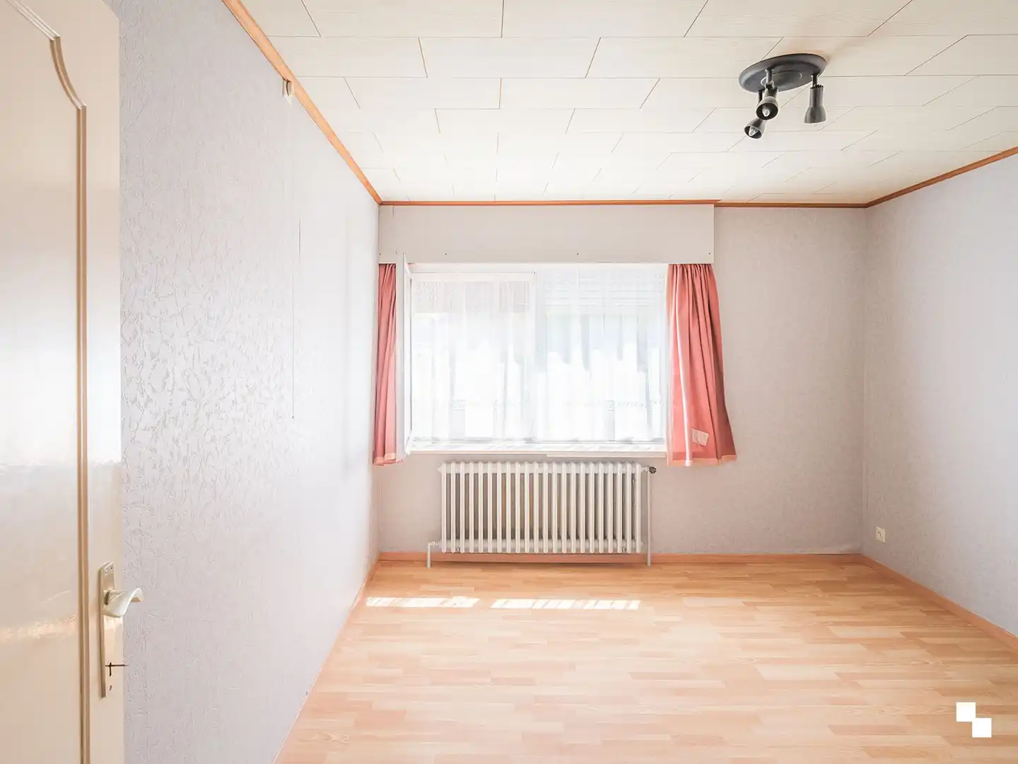 Op te frissen alleenstaande woning te koop in Merelbeke-Melle foto 11