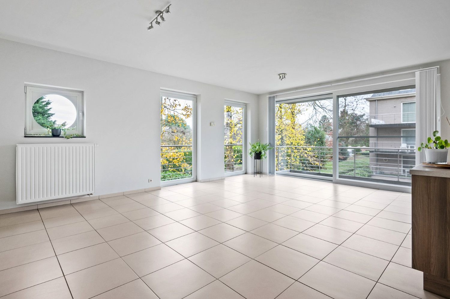 RUIM APP. IN PARKDOMEIN MET 3 SLK, 2 BADK. EN TERRAS! foto 5