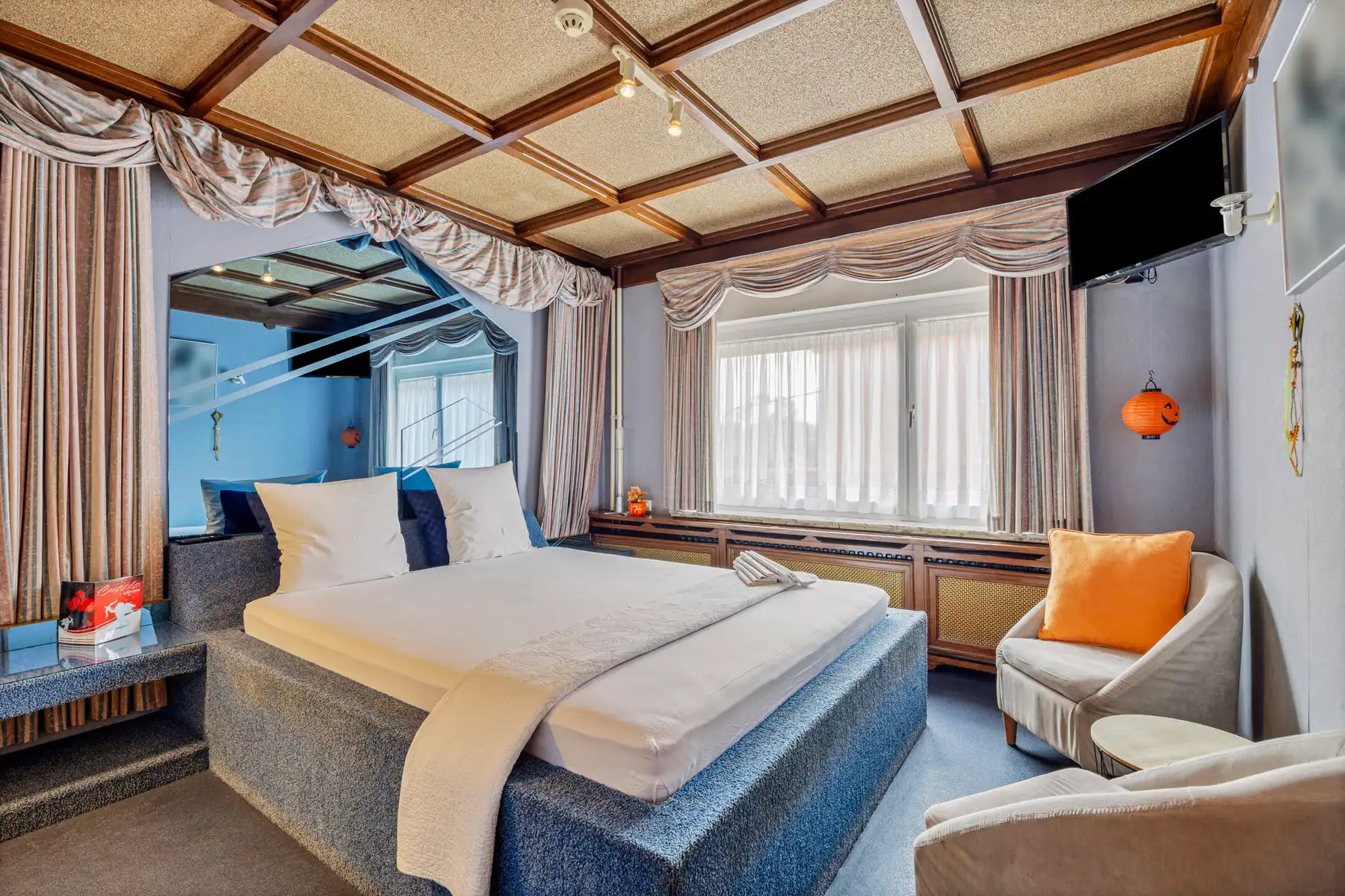 WONING MET 9 KAMERS en 9 BADKAMERS foto 19