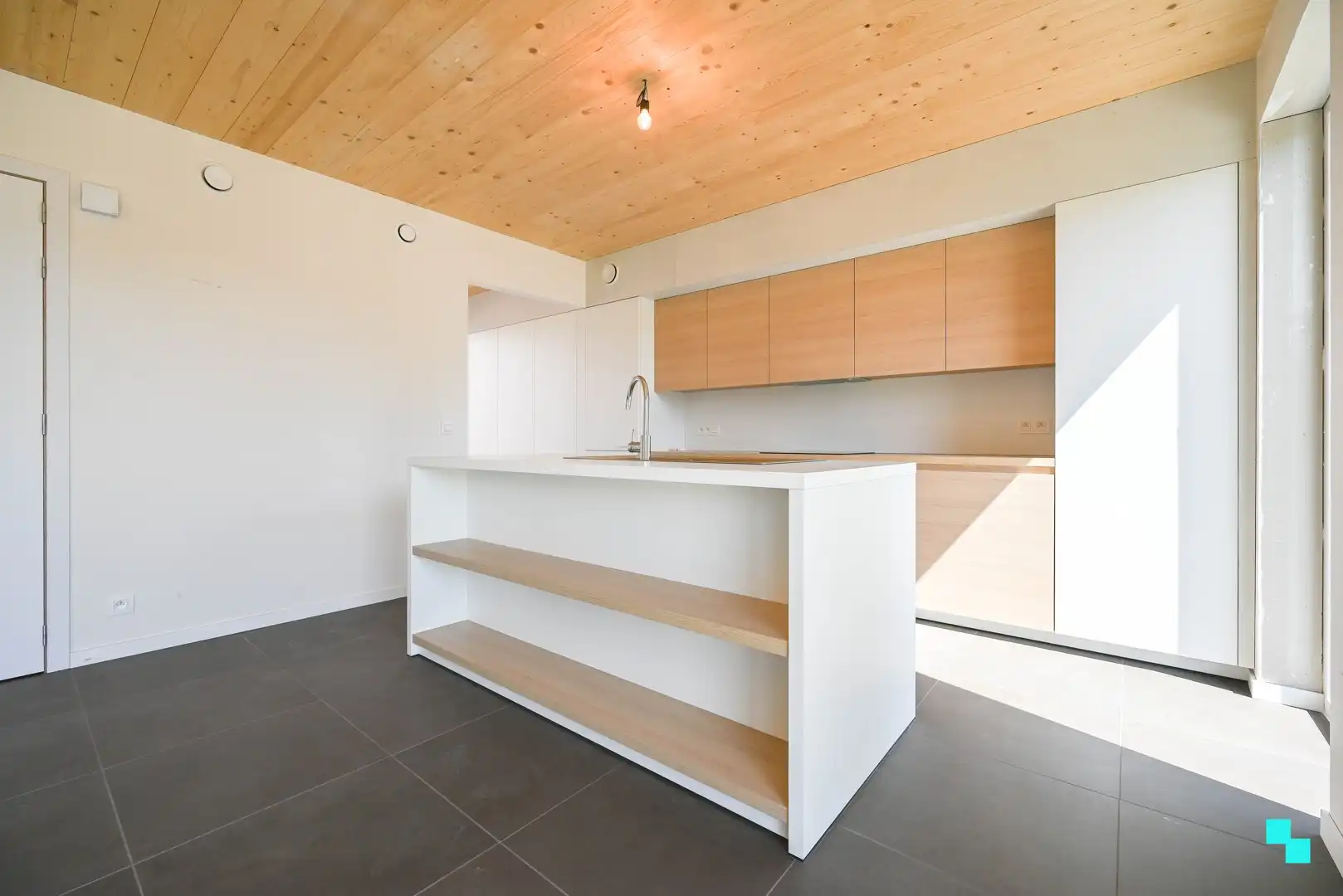 Halfopen nieuwbouwwoning in houtmassiefbouw foto 5