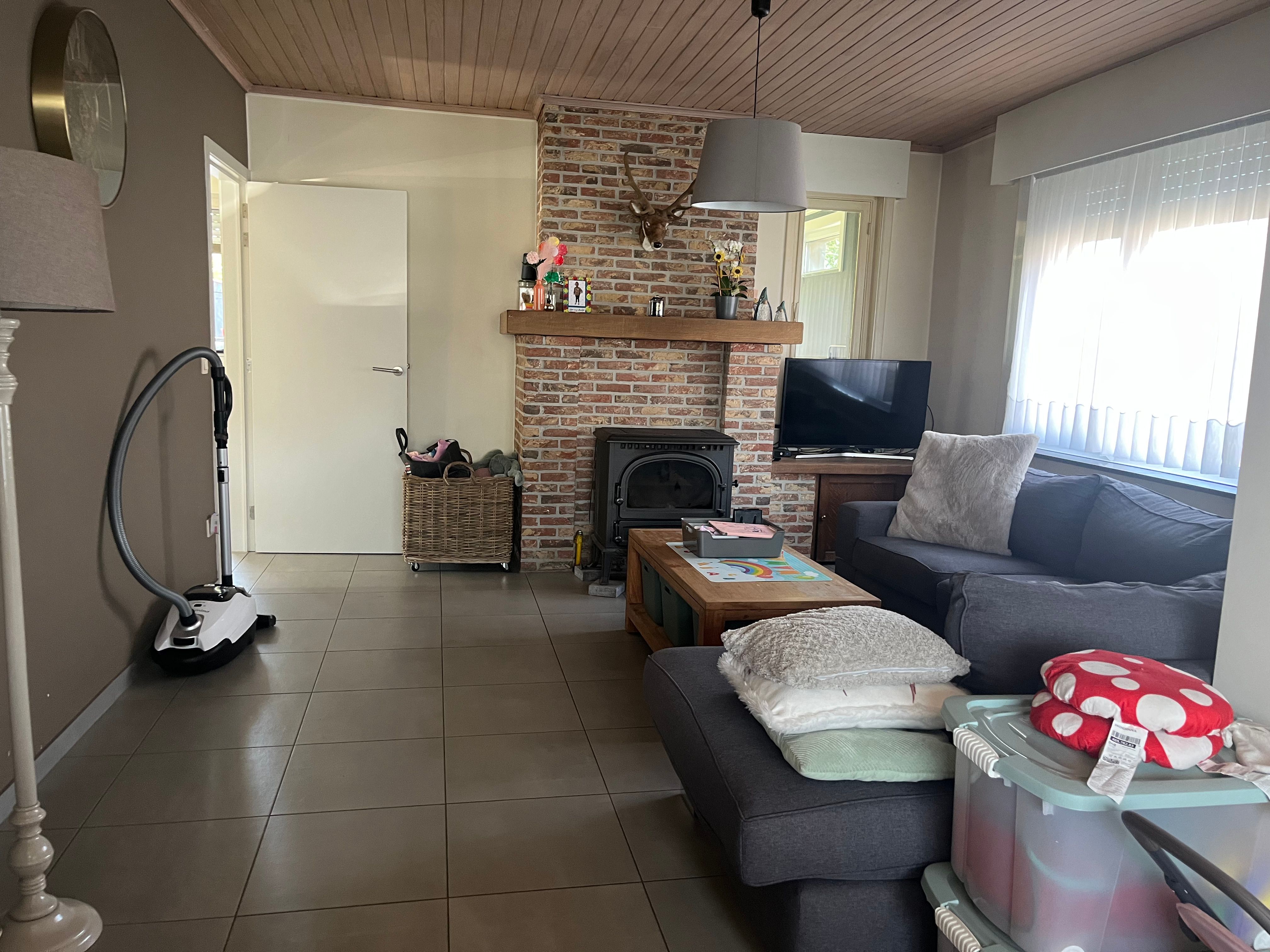 Landelijk gelegen woning met tuin en garage foto 4