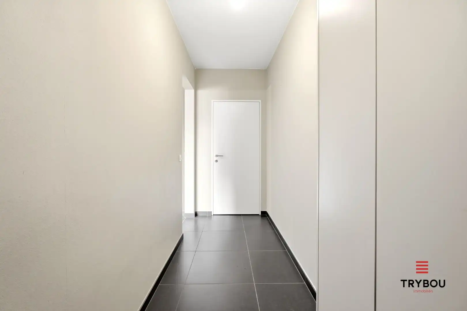 Instapklare woning met EPC B nabij centrum van Westrozebeke!  foto 3