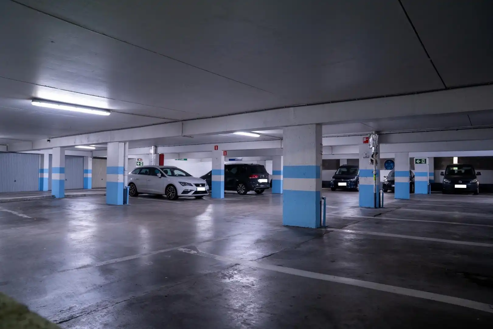 Overdekte parkeerplaats centrum Oostende - nabij zeedijk foto 7
