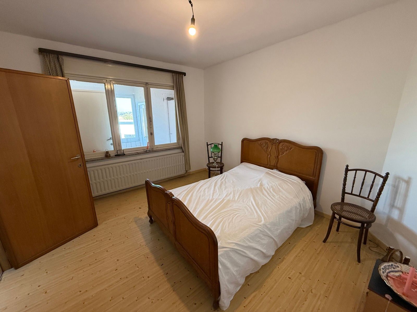 Goed gelegen woning met vier slaapkamers foto 13
