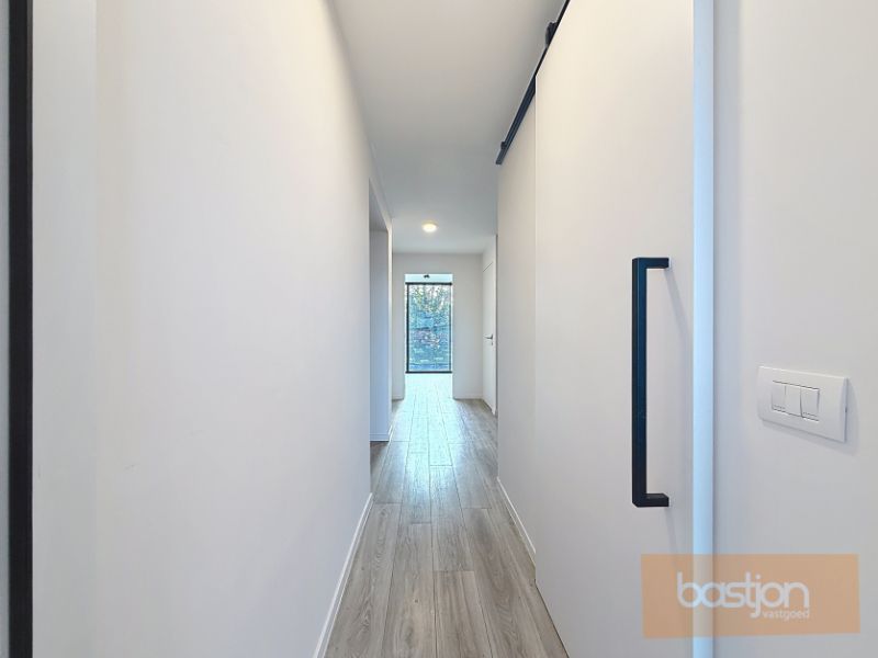 Exclusief Triplex Appartement met Dakterras in hartje Kortrijk foto 10