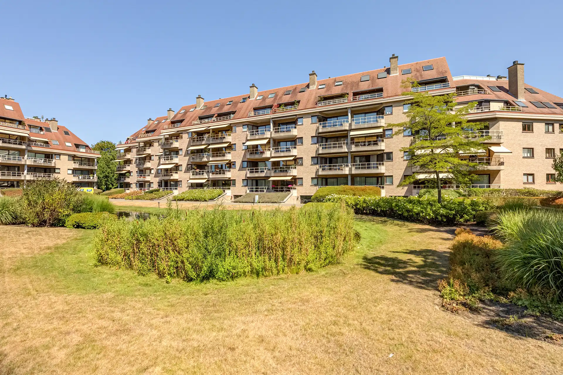 Uniek parkappartement met 2 terrassen te koop in Wilrijk foto 12