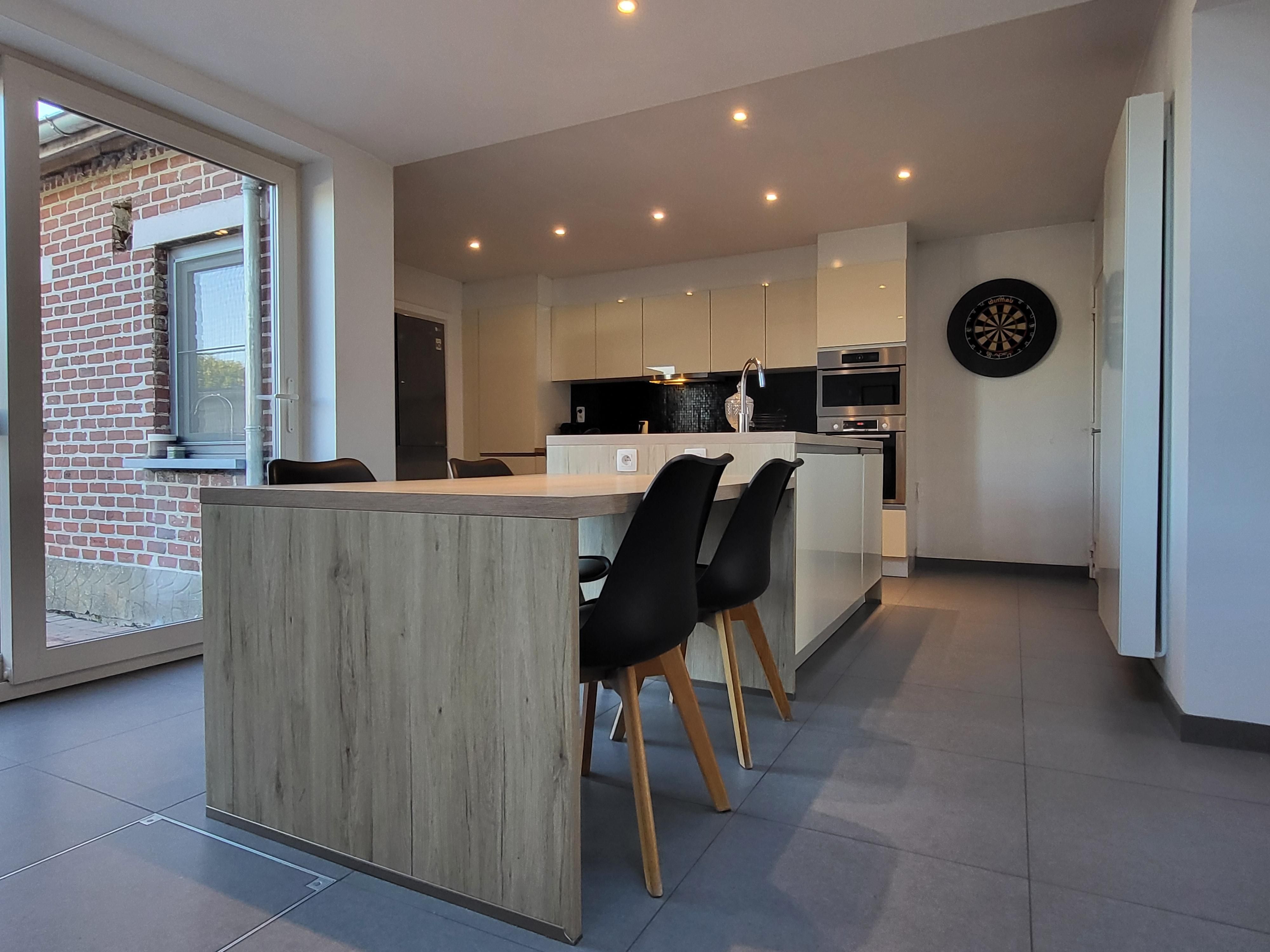 Deze landelijk gelegen woning met open uitzicht combineert ruimte, rust en wooncomfort op een perceel van 611 m².  foto 18