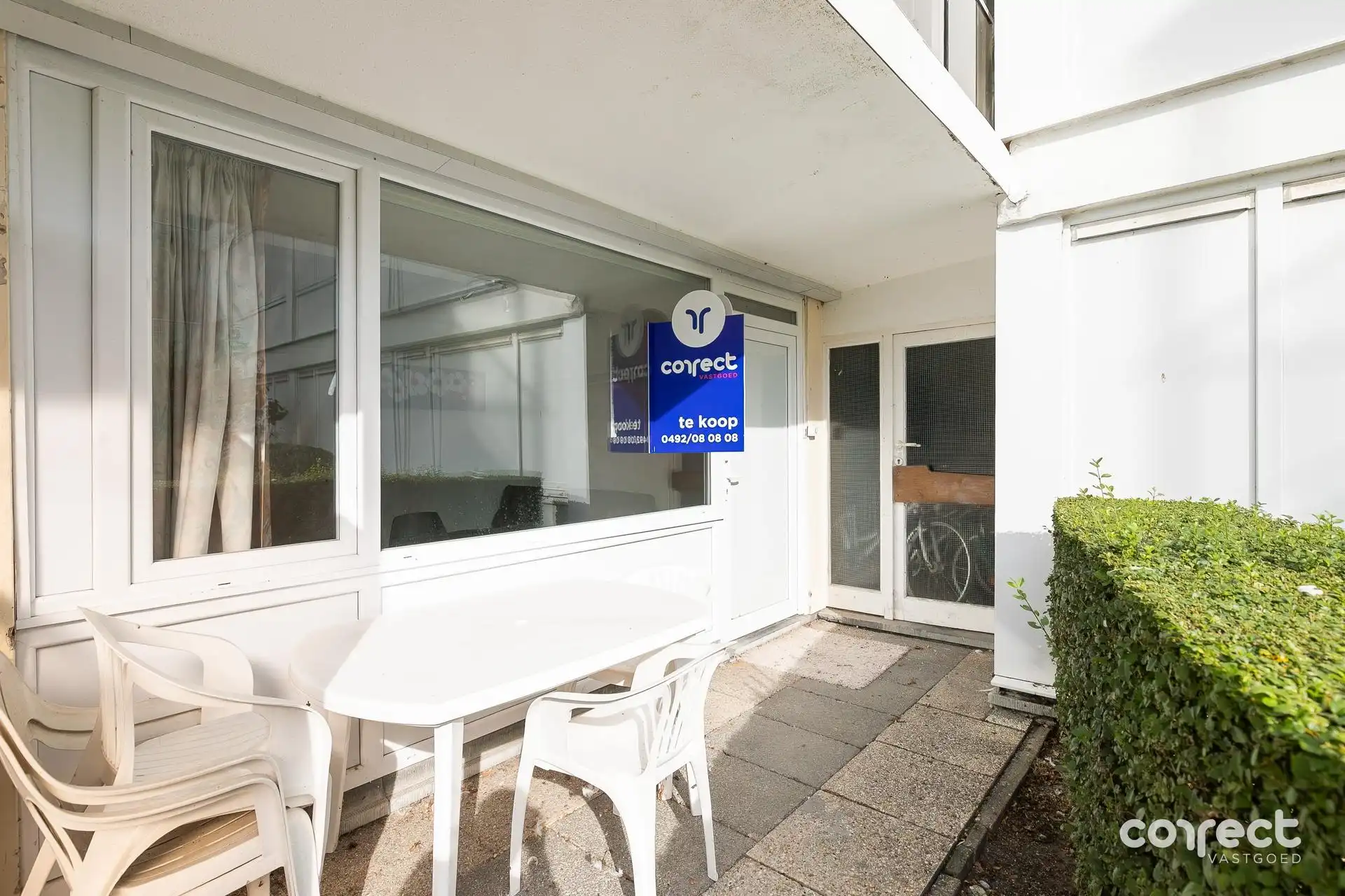 Hoofdfoto van de publicatie: Te renoveren vakantie-appartement gelegen in De Haan (Park Atlantis).
