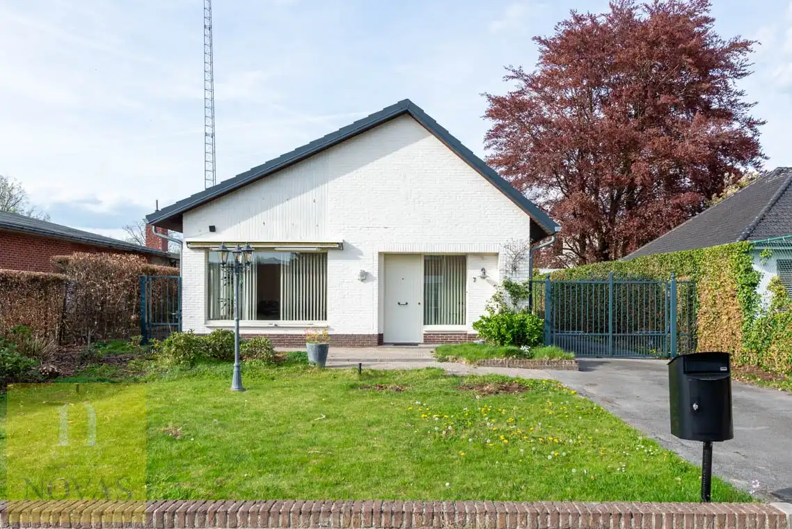 Rustig gelegen gelijkvloerse woning op wandelafstand van Neerpelt centrum foto 2
