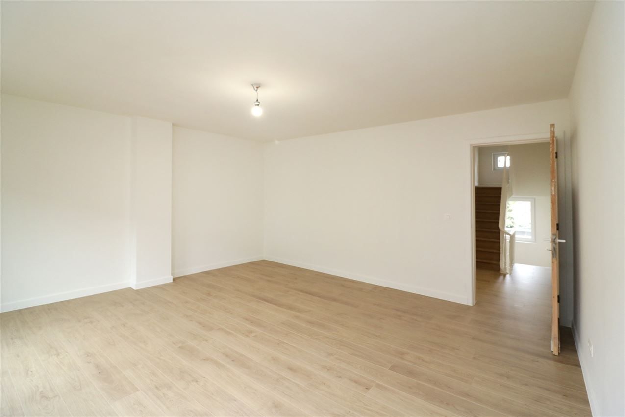 Hoogwaardig gerenoveerde stadswoning met 3slk en tuintje foto 23