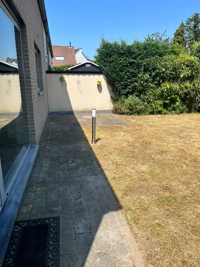 TE HUUR - Op zoek naar een instapklare en moderne woning in Mollem? Welkom Home! foto 4