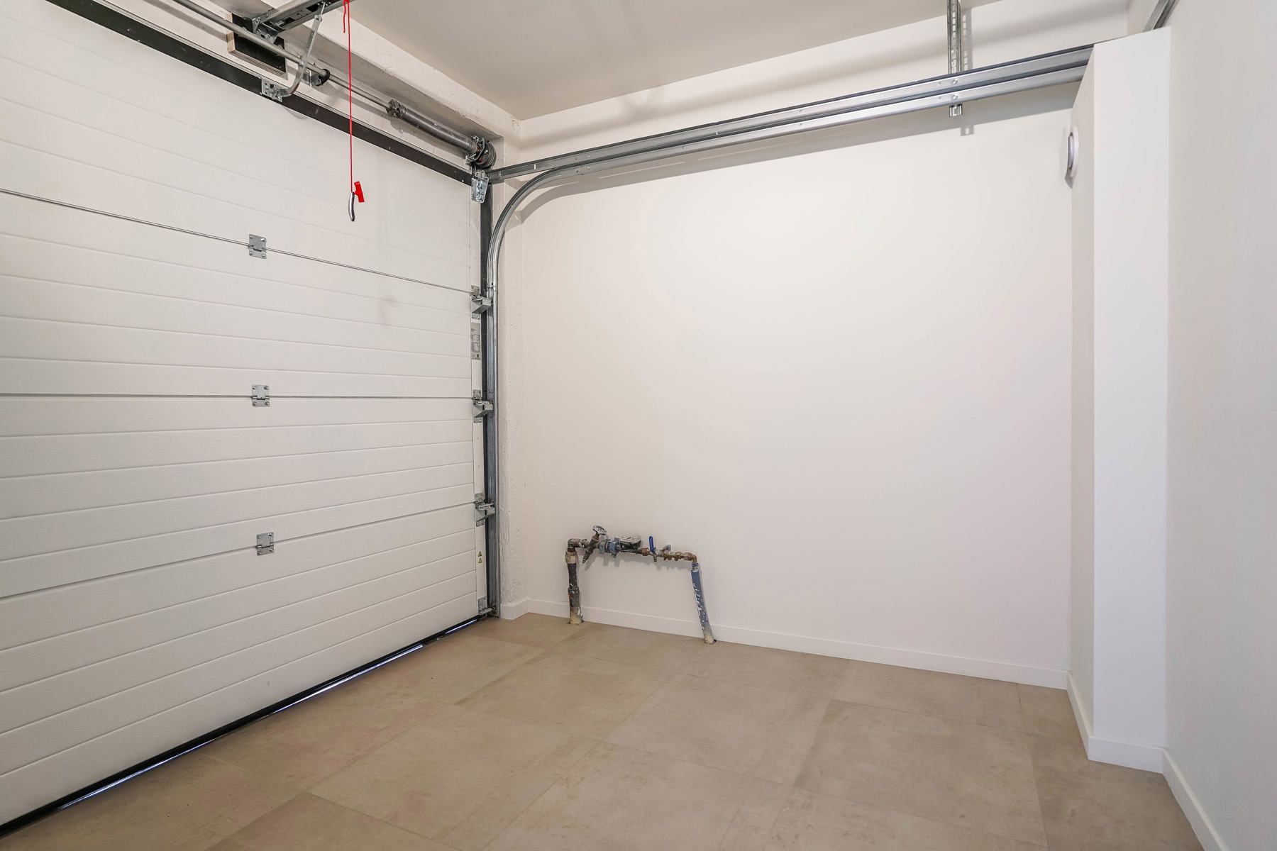 Volledig gerenoveerde en energiezuinige rijwoning te Imde (Meise) foto 11