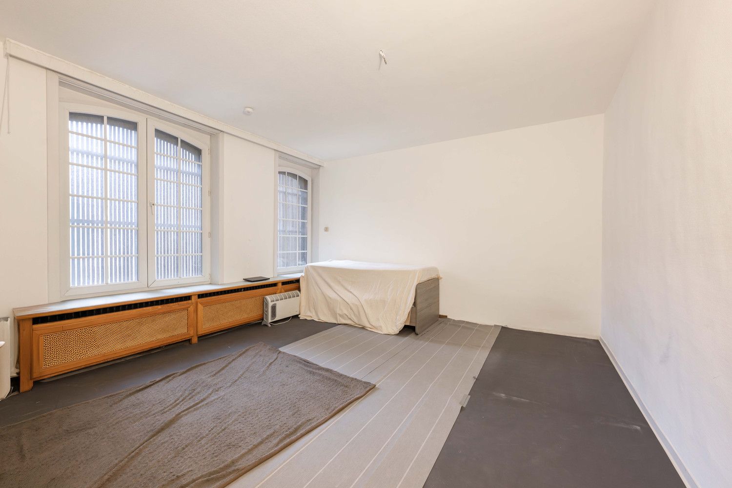 Handelsruimte met woonst te Ruiselede. foto 8