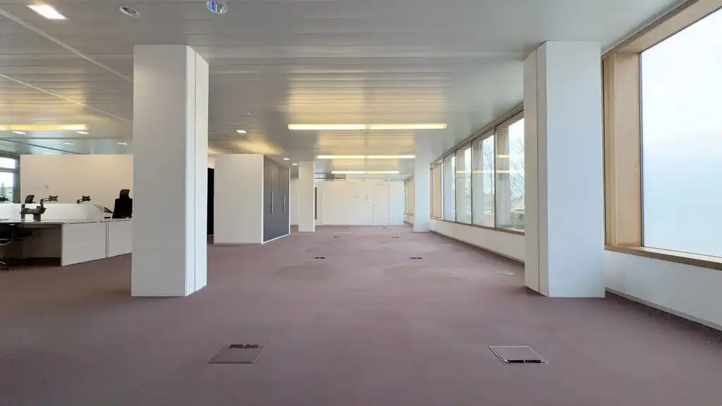 Modern kantoorgebouw te koop nabij oprit R4 in Gent foto 15
