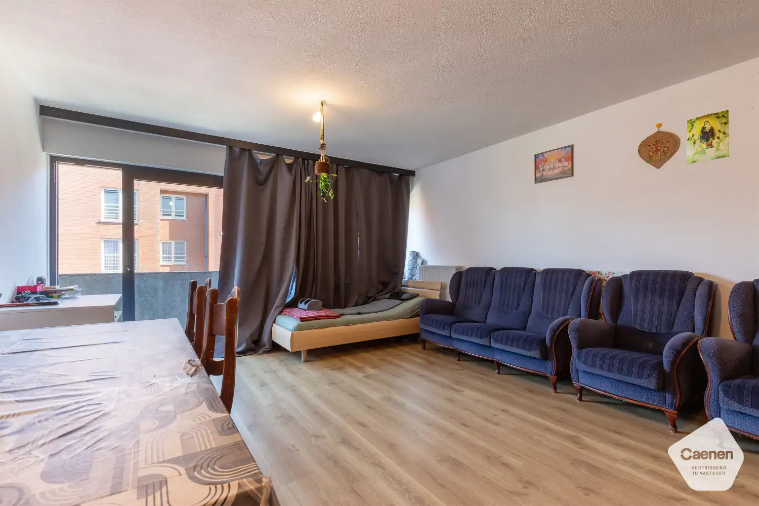 Ruim en volwaardig woonappartement met 3 slaapkamers op een rustige locatie foto 2