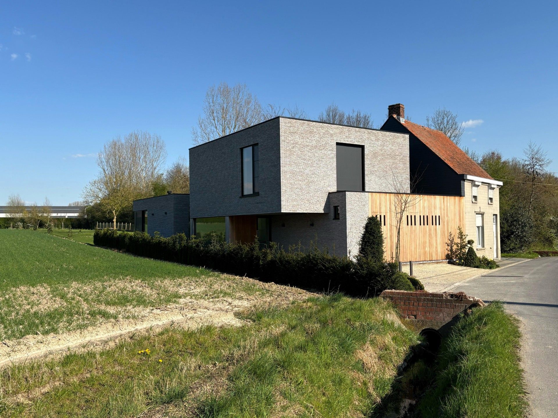 Exclusieve villa in Tiegem foto {{pictureIndex}}