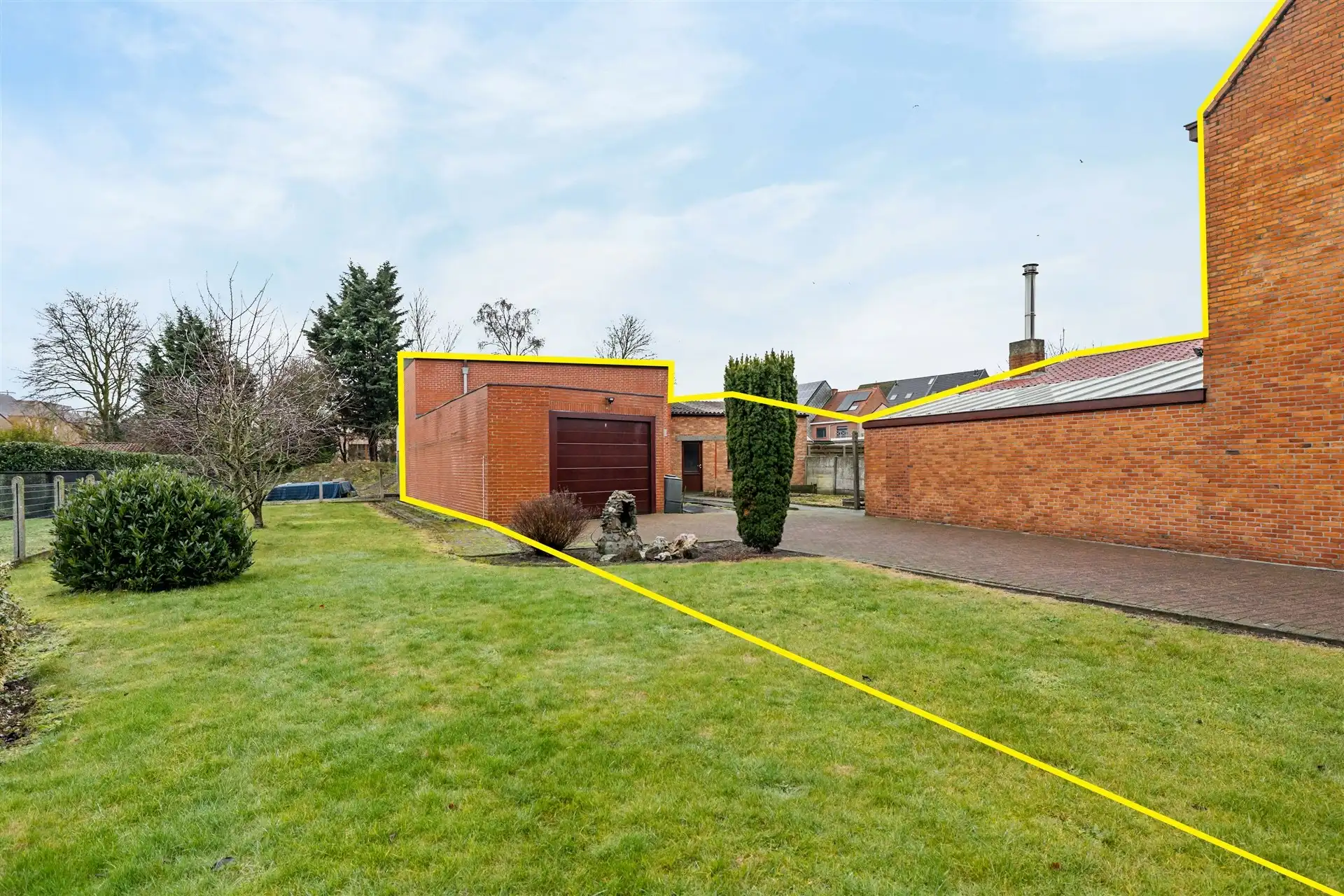 Instapklare gezinswoning met bijgebouwen op 520m² foto 23