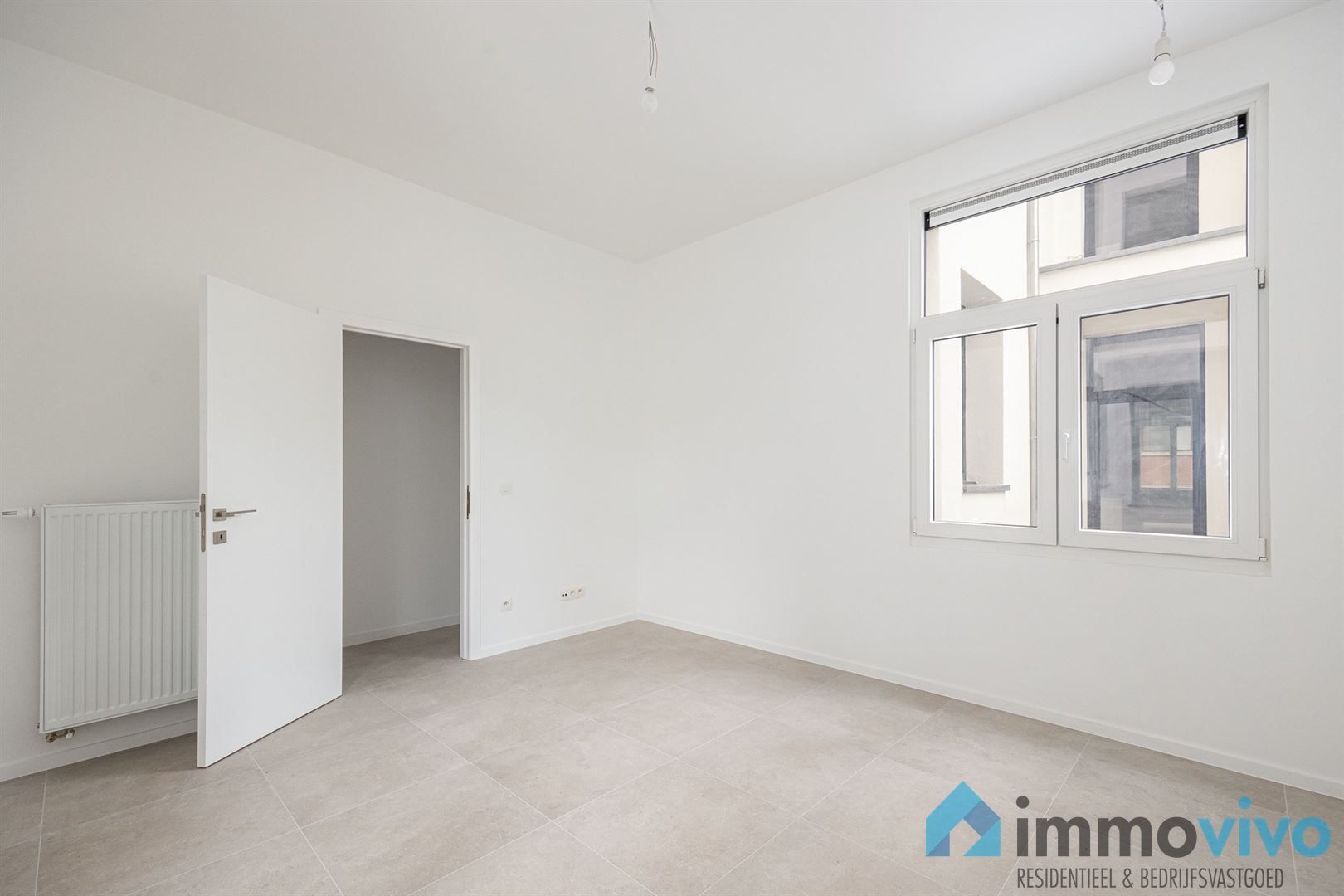 Volledig vernieuwd appartement met 3 slaapkamers, lift en kelder foto 10