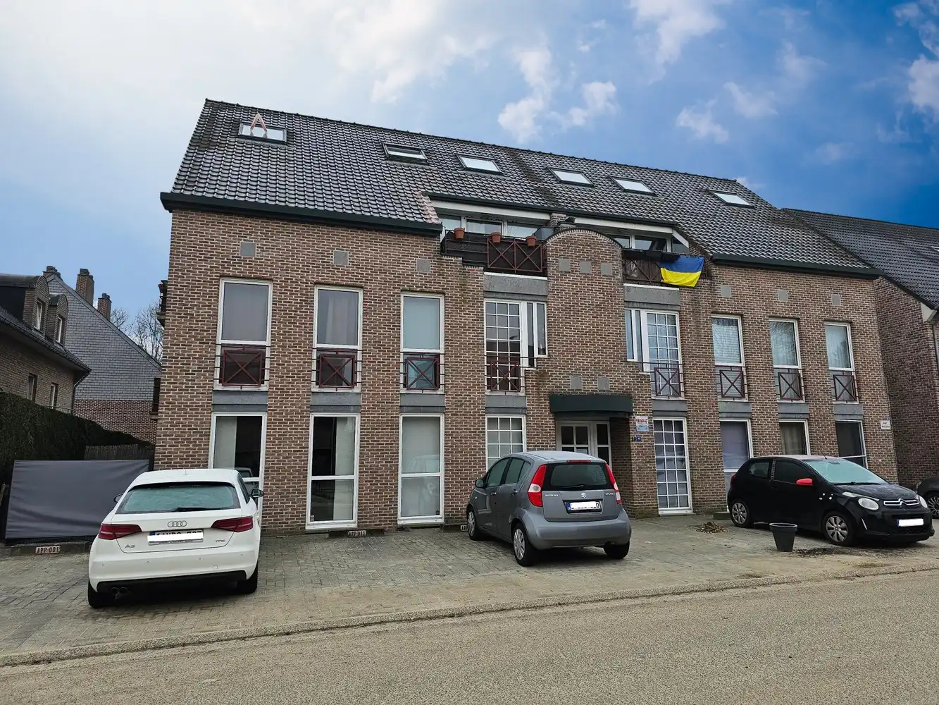 Gezellig dakappartement met 1 slaapkamer. foto {{pictureIndex}}