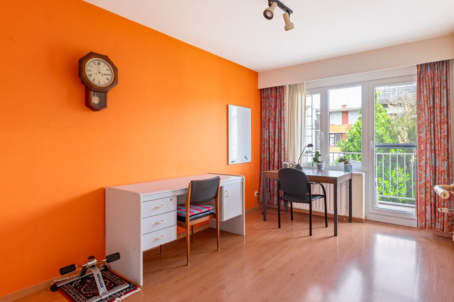 Ruim appartement met twee slaapkamers op ideale locatie in Deurne! foto 9