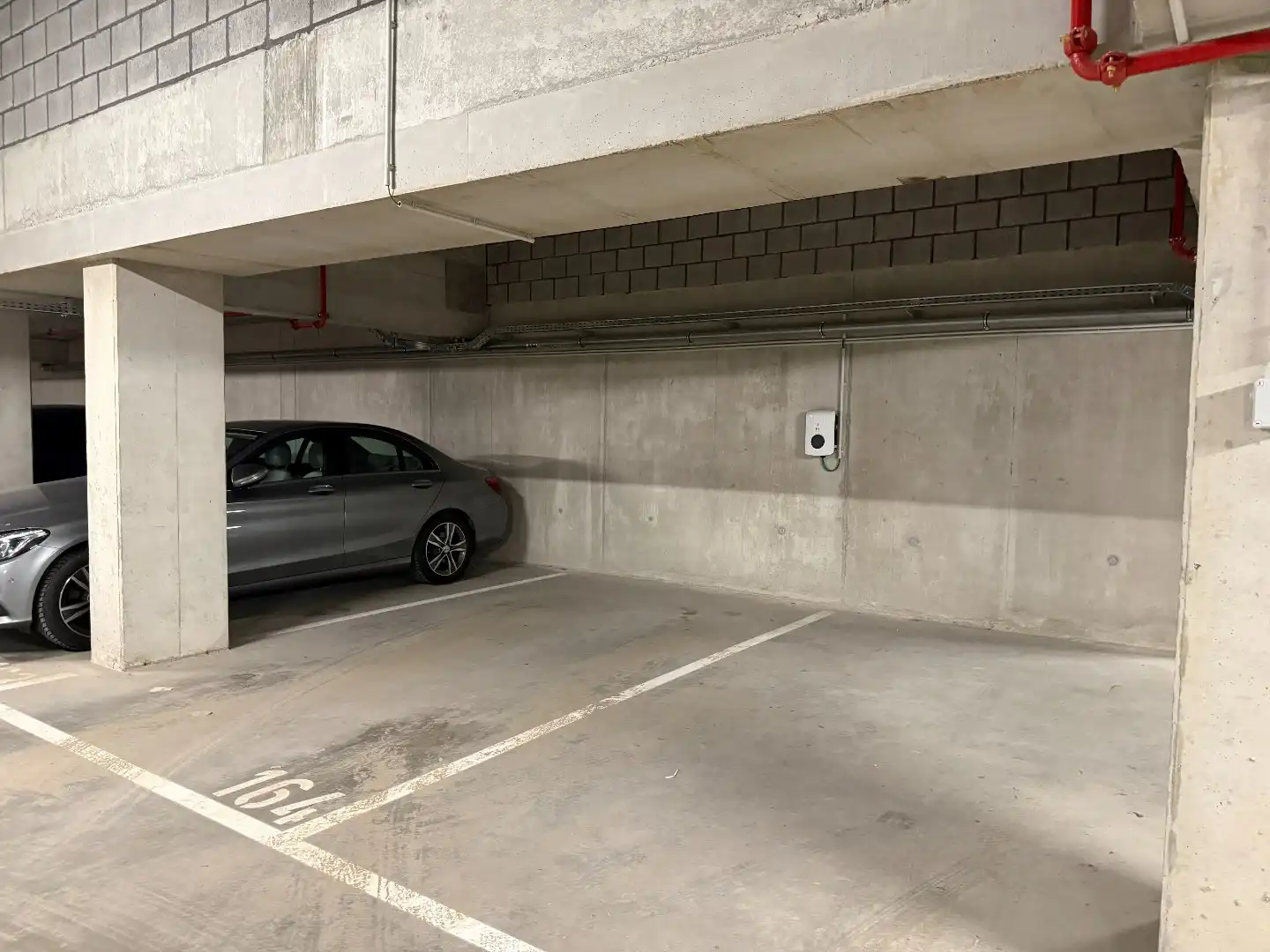 Prachtig 1 slpk-appartement met terras en autostaanplaats nabij het Galgenweel foto 14