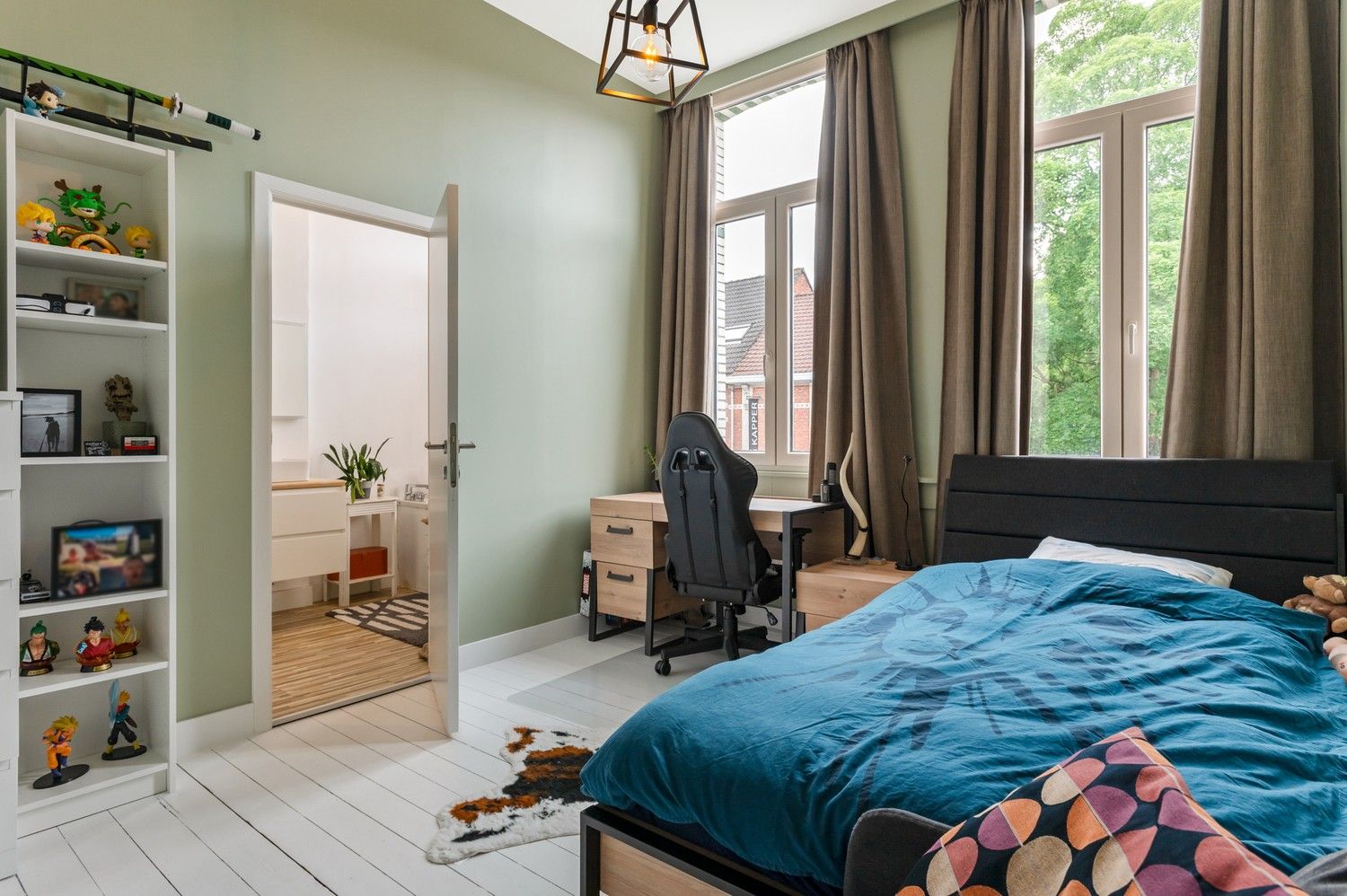 Prachtige herenhuis met 3 slaapkamers, gezellige tuin en autostaanplaats in Kapellen! foto 11