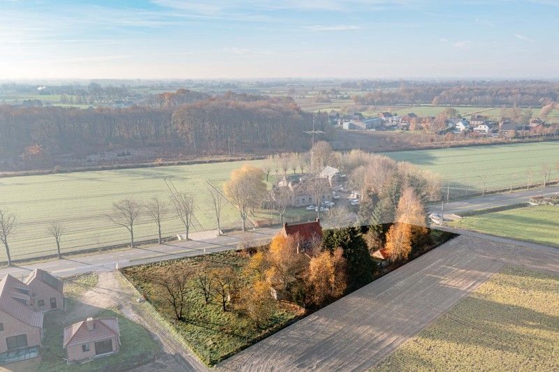 Te herbouwen of te slopen woning op ruim perceel in landelijke omgeving! foto 4