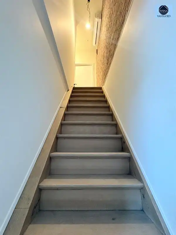 PRACHTIGE, ZEER RUIME WONING MET 5 SLAAPKAMERS foto 8