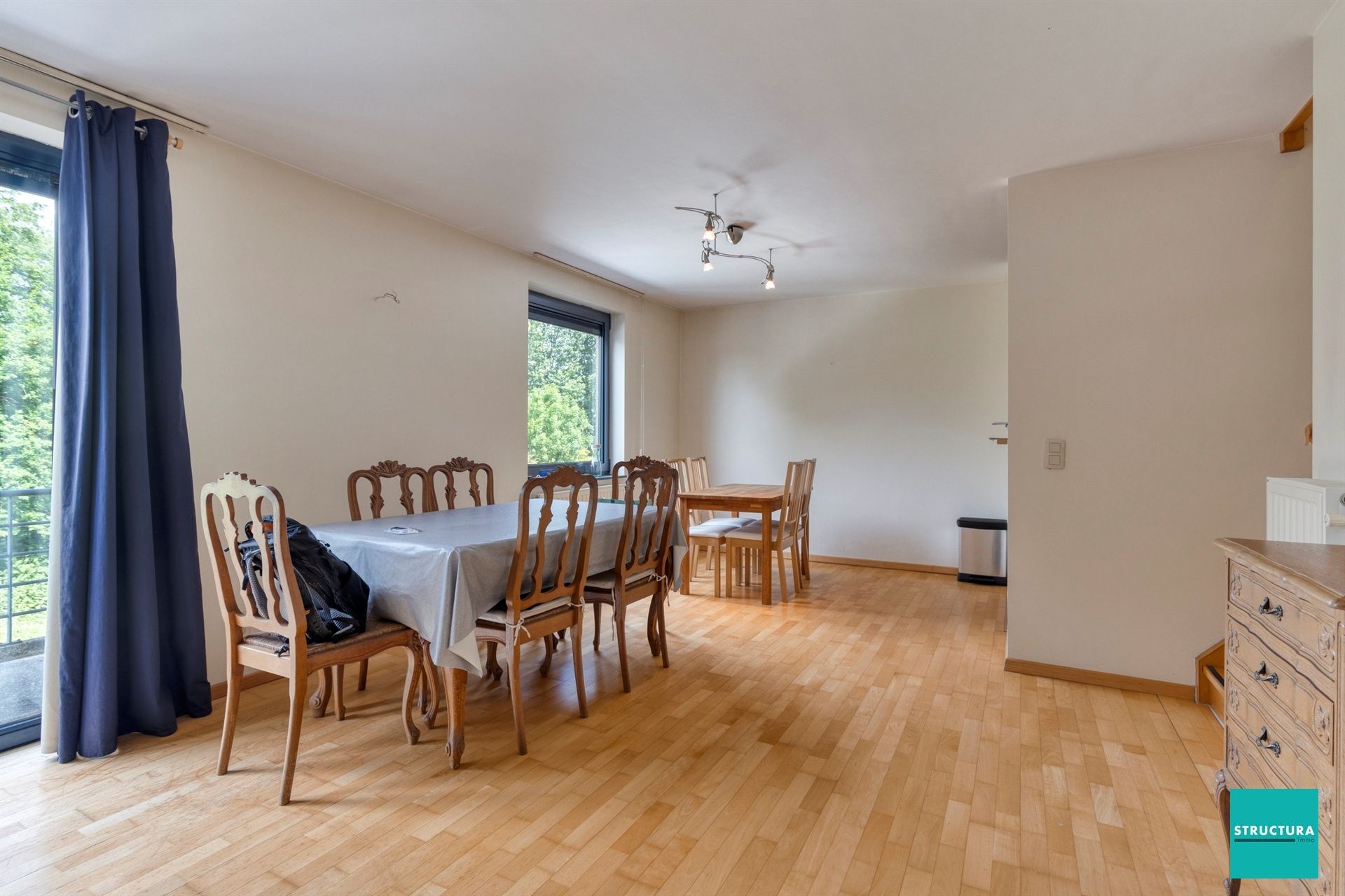 Instapklaar appartement met 2 kamers en terras foto 3