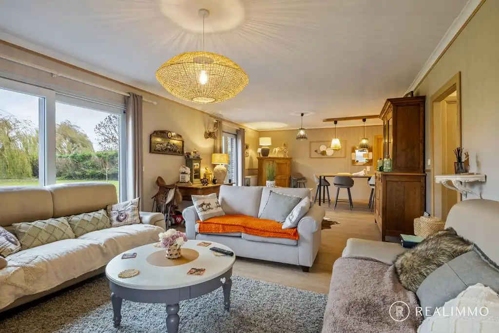 Charmante, landelijk gelegen gelijkvloerse woning op ruim perceel! foto 4