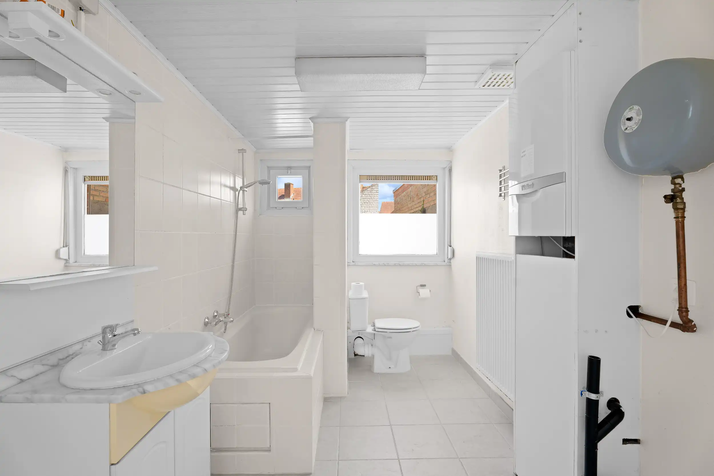 Charmante gezinswoning met 3 slaapkamers en zonnige tuin foto 5
