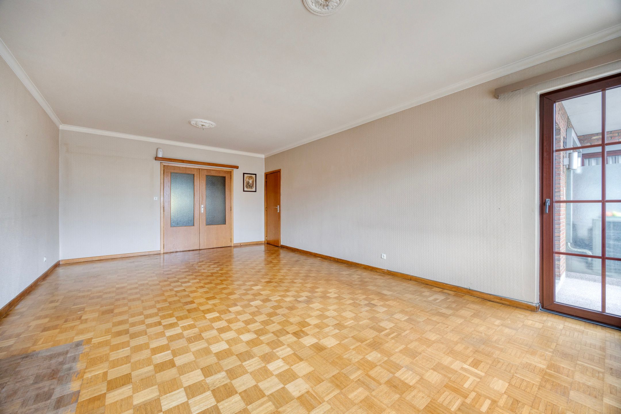 Ruim appartment aan de stadsrand foto 5