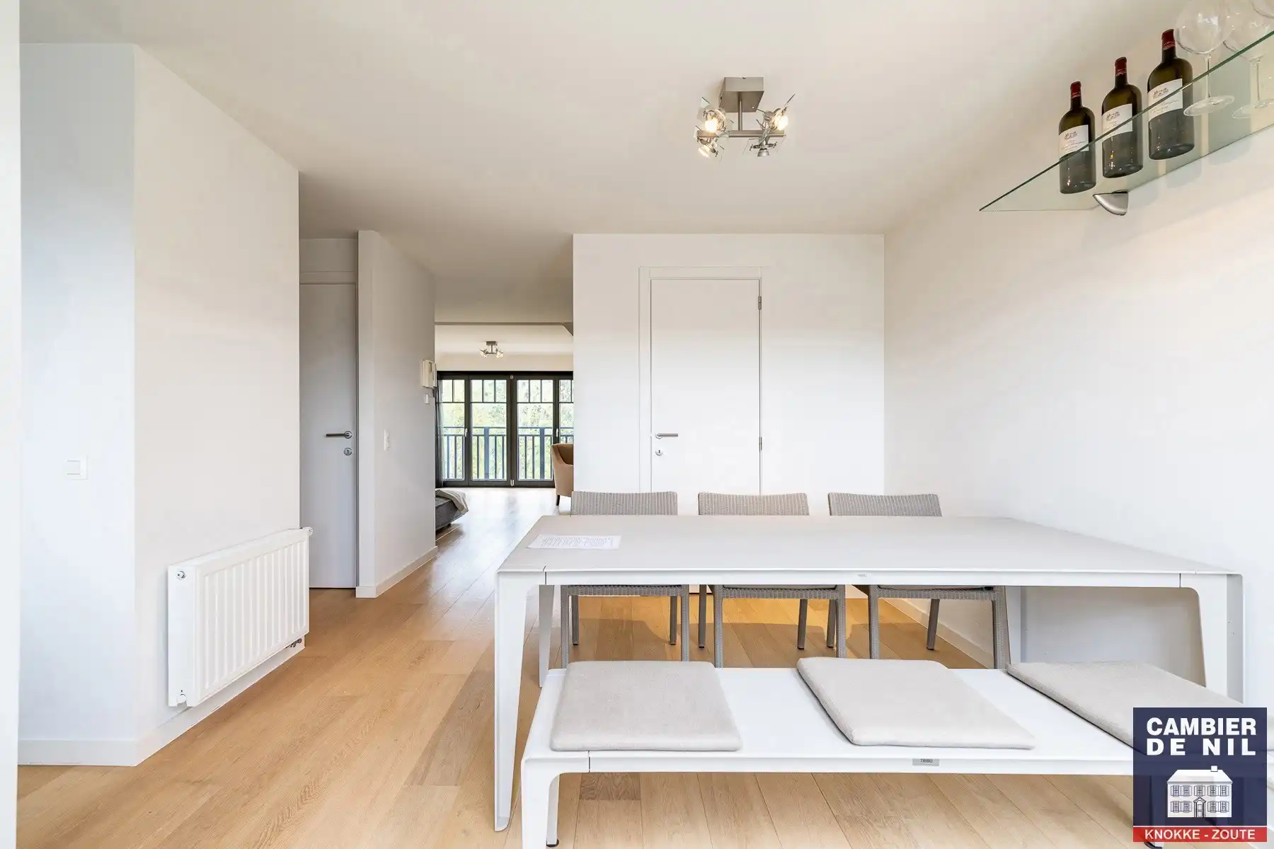 Instapklaar, gemeubeld appartement nabij de zeedijk te Duinbergen foto 12