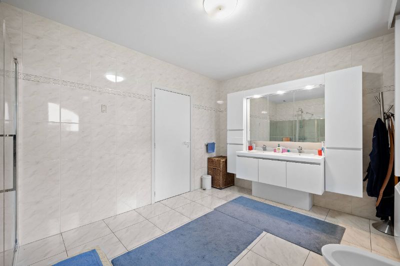 Villa van 349m² op 29a67ca met openluchtzwembad foto 26