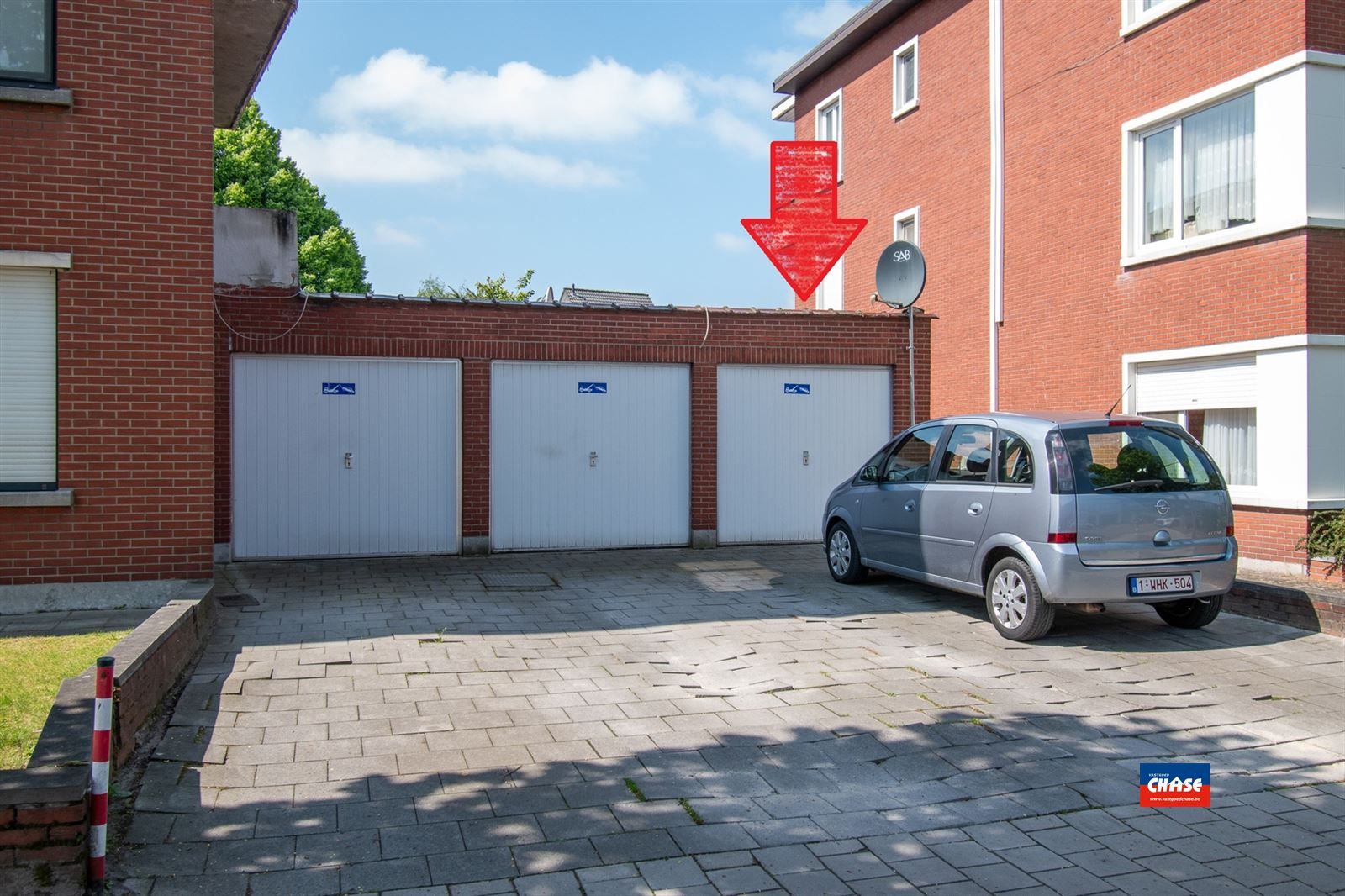 Ruim appartement met 3 slpks + P foto 12