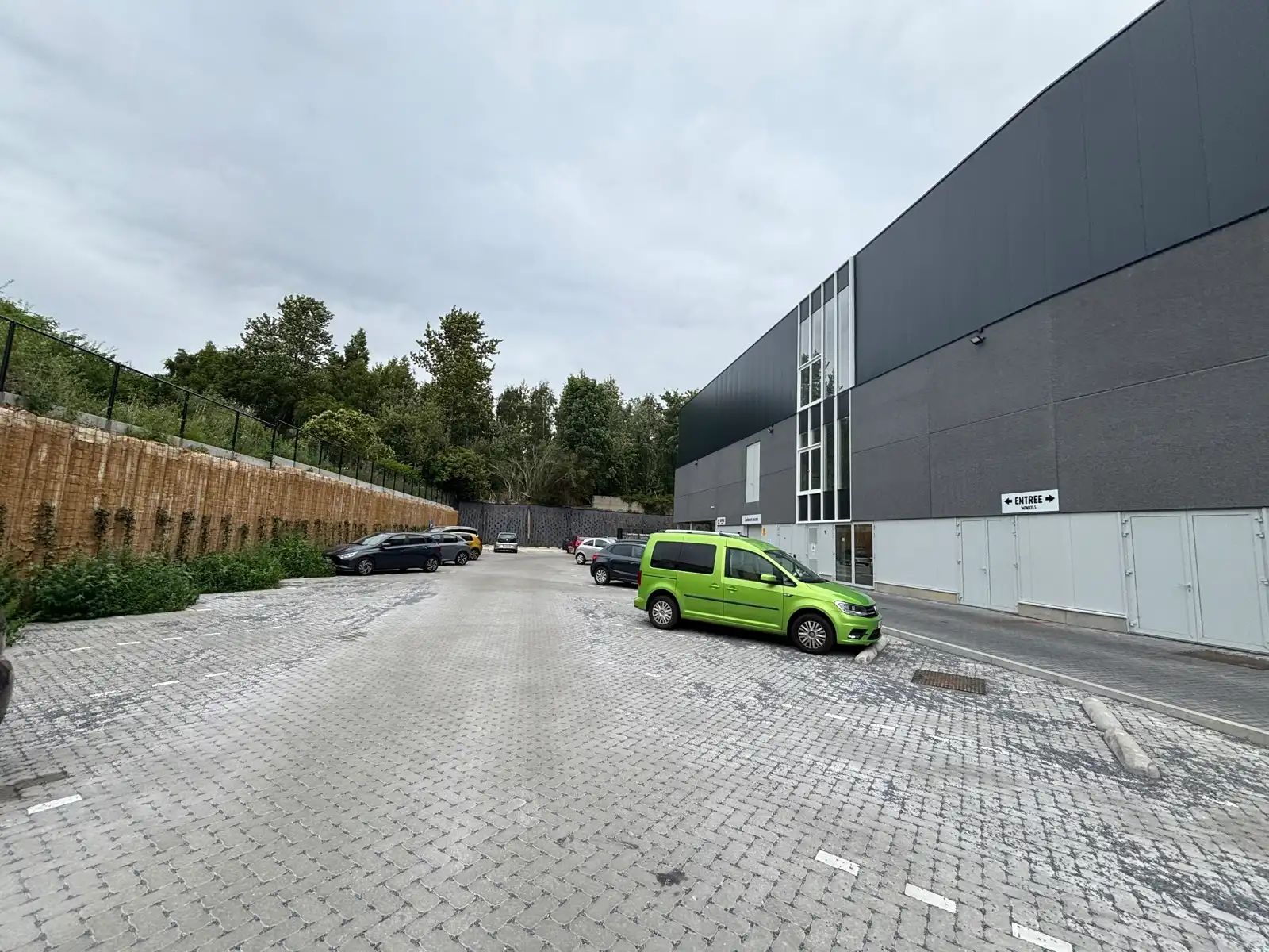 950 m² casco handelspand naast Action en Jumbo Tienen foto 10