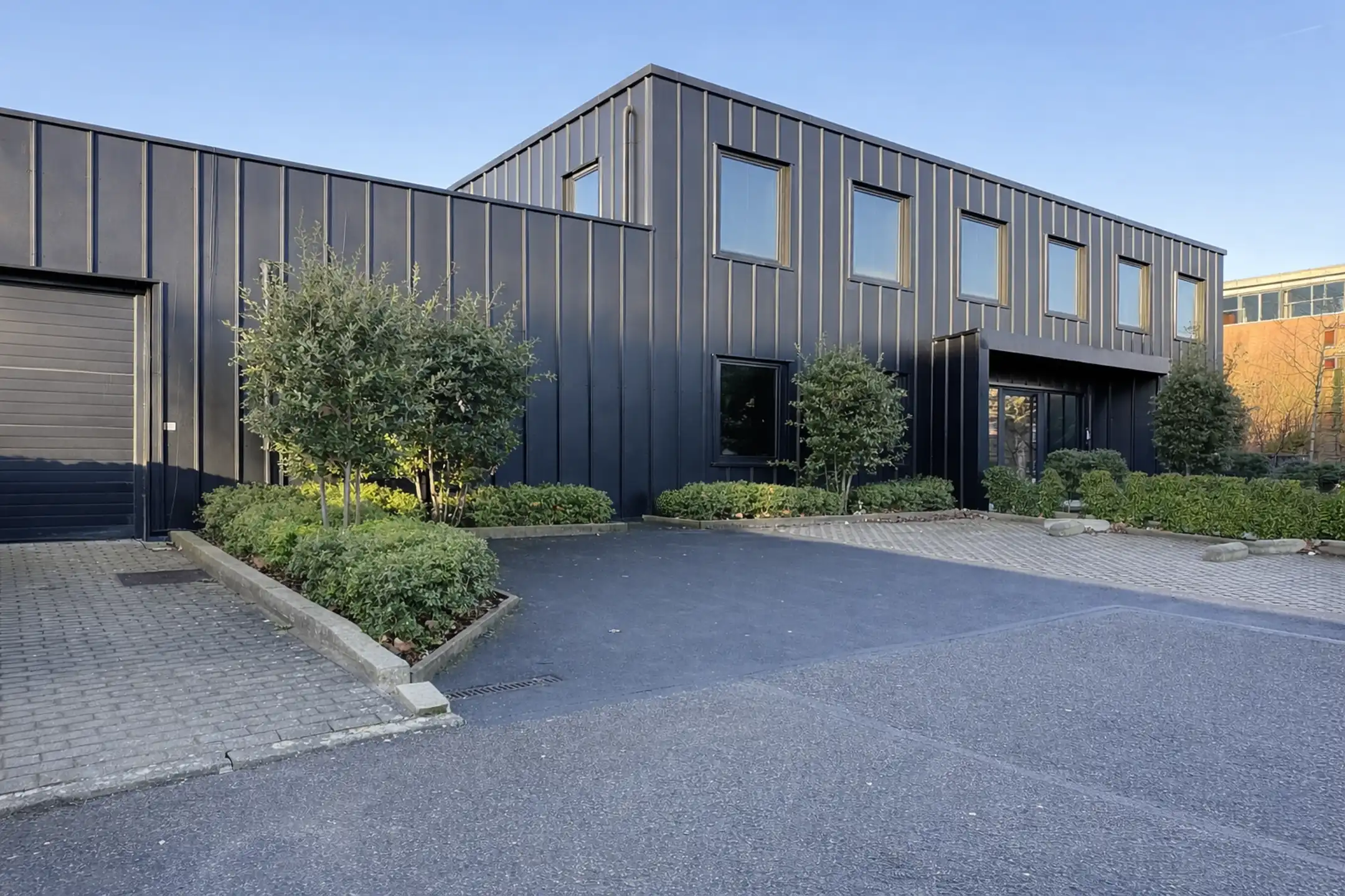 Uitzonderlijke magazijnen en kantoren in Wemmel foto 17