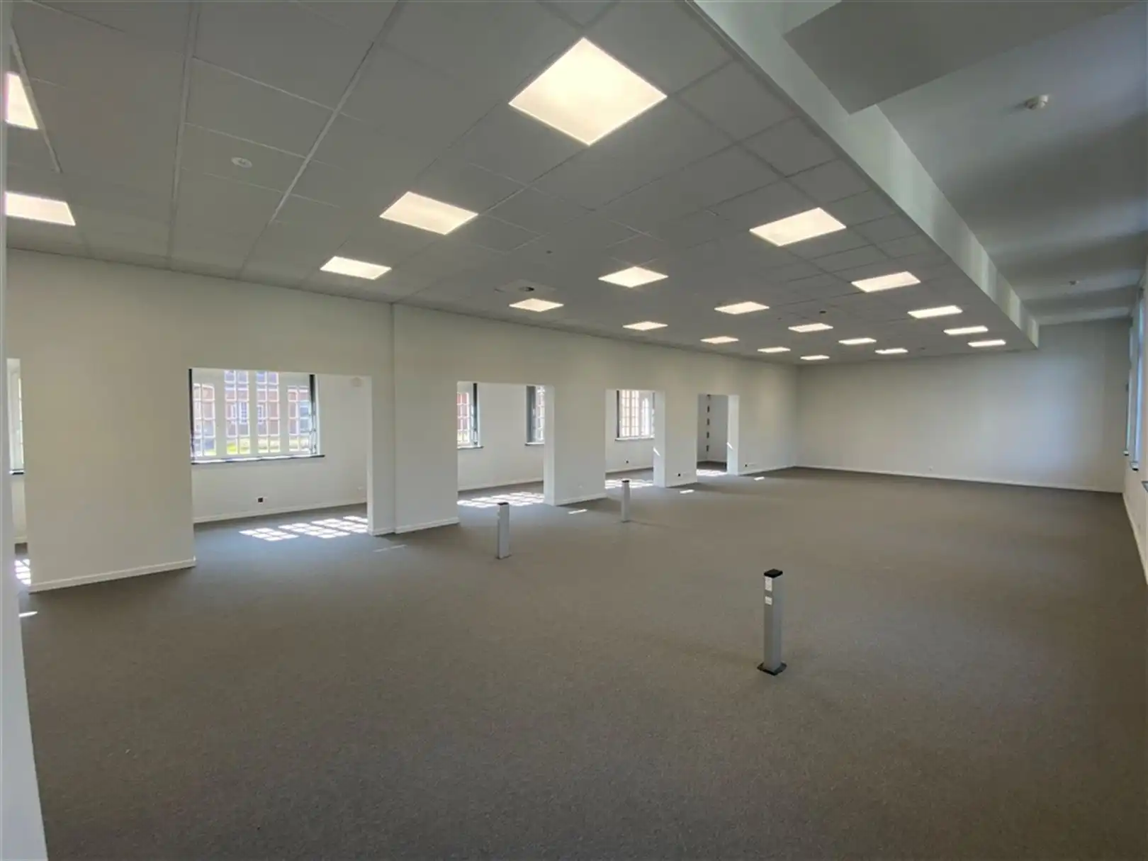 Instapklare kantoren in gerenoveerd Capucienenklooster foto 3