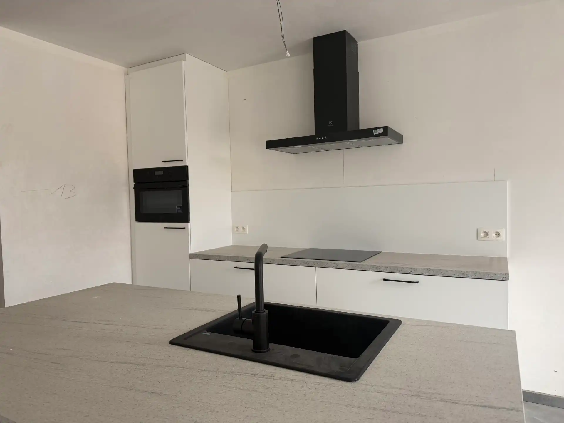 Nieuwbouw gelijkvloers appartement met tuin en terras foto 4