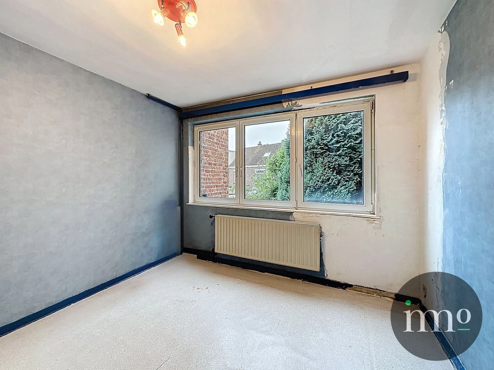 Bel-étagewoning, deels gerenoveerd maar wel instapklaar voor wie geleidelijkaan kleine werken wenst uit te voeren foto 14
