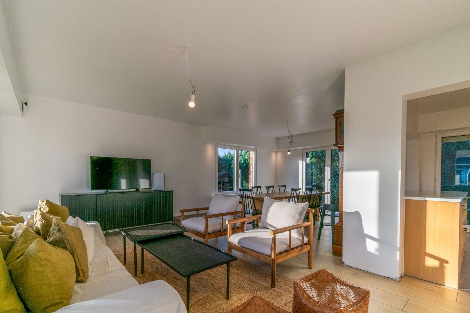 Een ingrijpend vernieuwbouwde, energiezuinige (label B) villa foto 4