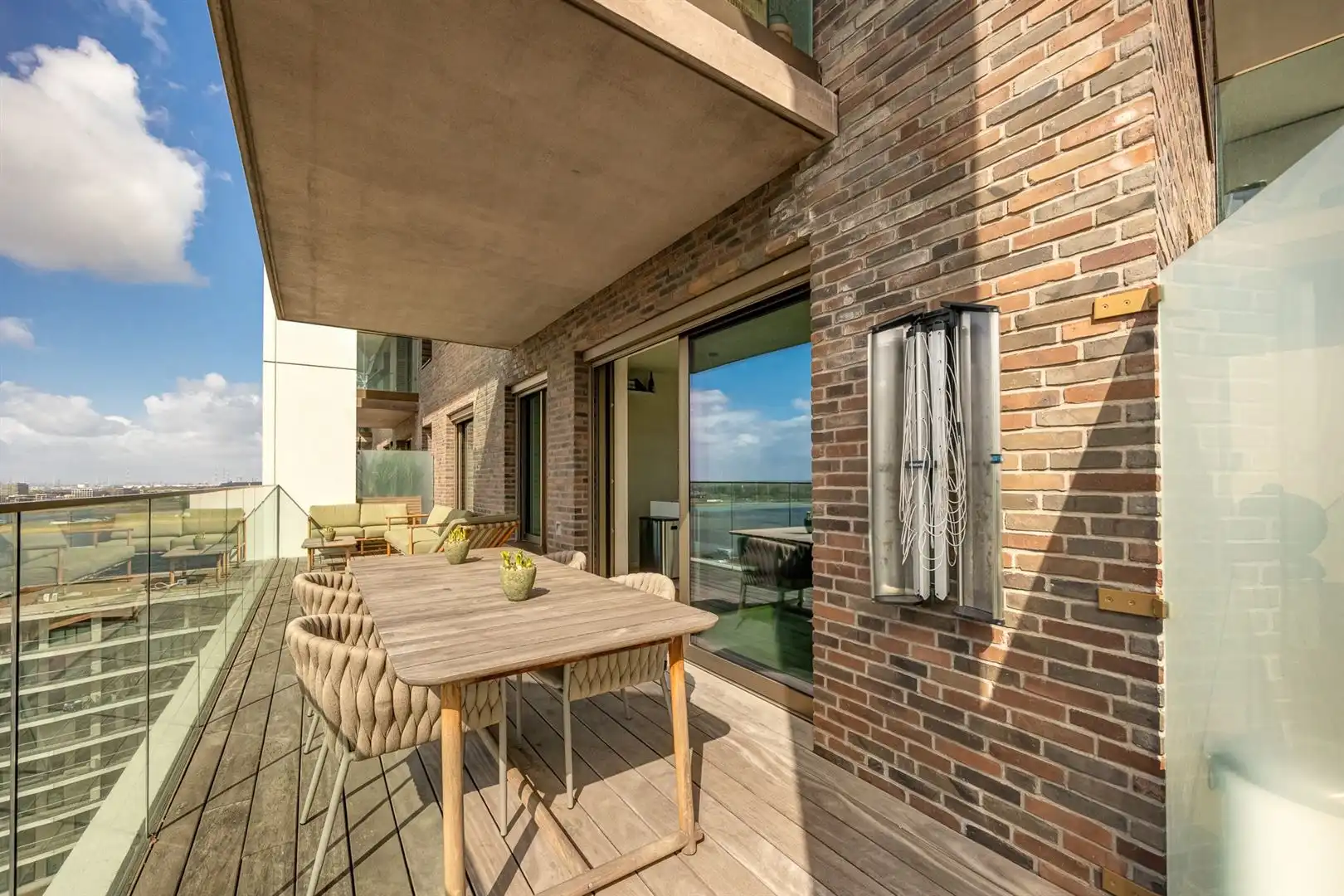 Wonen met prachtige panorama's en XXL-terrassen foto 8