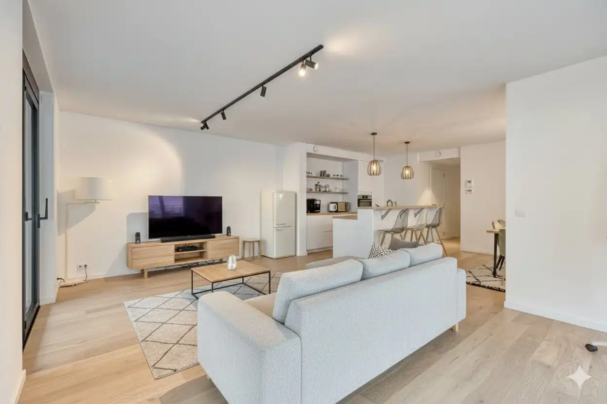 Modern en prachtig afgewerkt appartement in hartje Roeselare foto 6