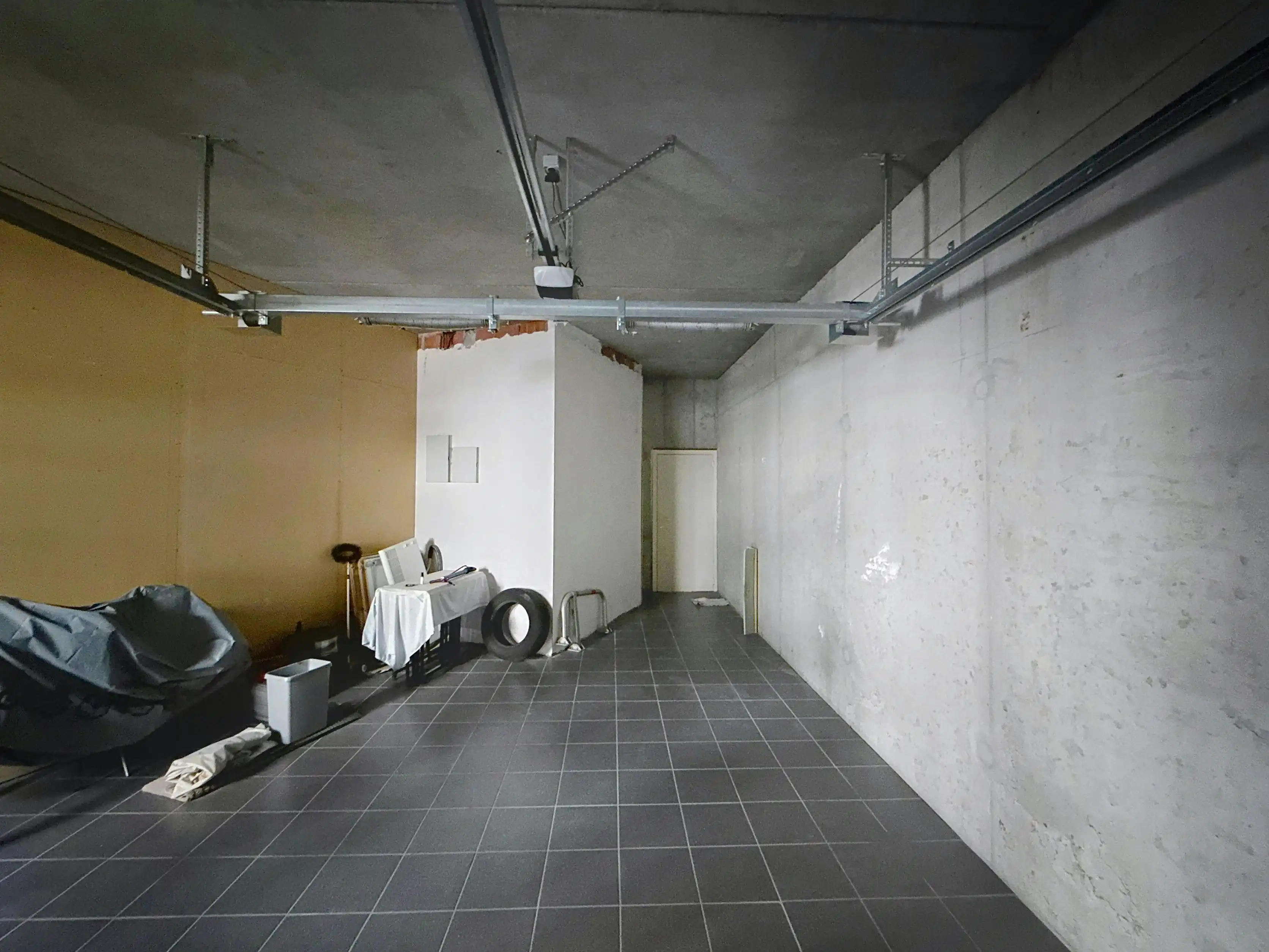 Gelijkvloers appartement met ruime garage in centrum Sint-Idesbald foto 13