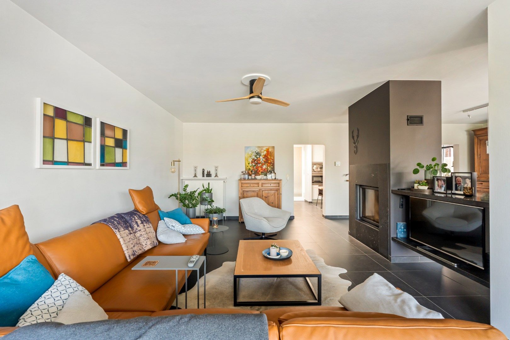 HANDELSRUIMTE + WOONST + VERHUURD APPARTEMENT foto 16